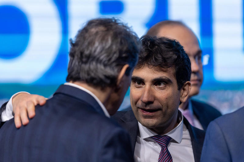 Planalto aplaude queda da inflação, e Haddad critica Galípolo