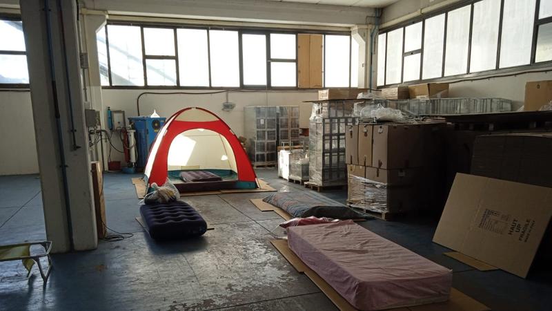 Celli Group, i 18 dipendenti, in presidio giorno e notte:Â Â«Le ferie forzate, poi la chiusura: ci sentiamo traditiÂ»