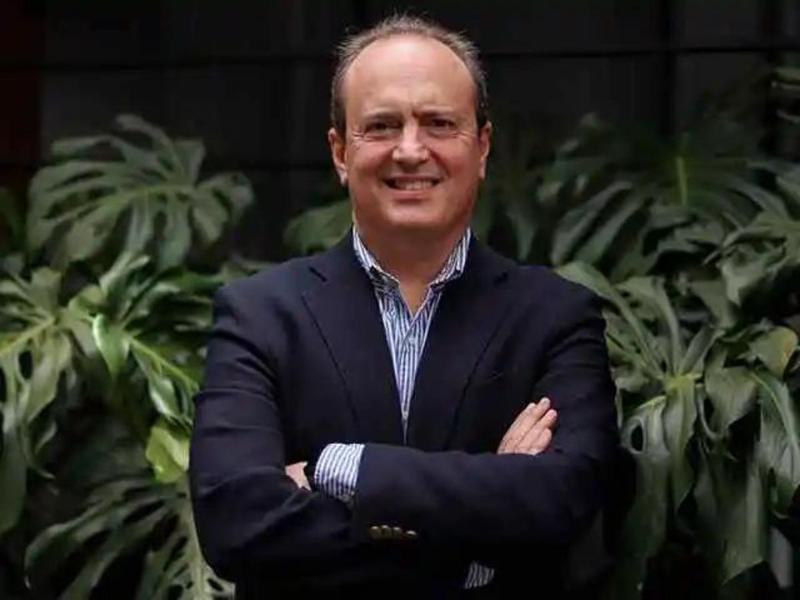 Vuelve la diplomacia de las cañoneras