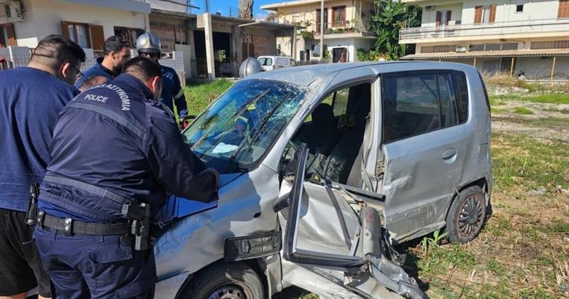 Χανιά: Στο νοσοκομείο δύο άτομα μετά από τροχαίο Χανιά: Στο νοσοκομείο δύο άτομα μετά από τροχαίο