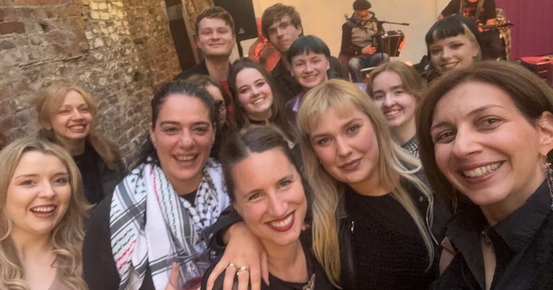 Από την Κρήτη στην Ιρλανδία με όχημα την Τέχνη Από την Κρήτη στην Ιρλανδία με όχημα την Τέχνη