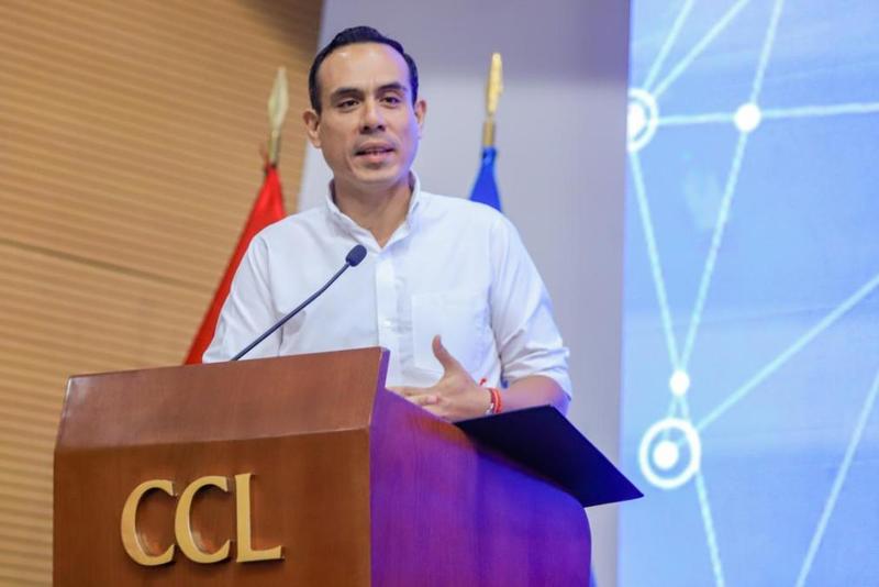 Dizque desboluartizado y todavía por descongresificar