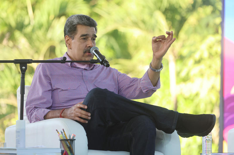 Maduro pide al pueblo de EE.UU. que pare «la mano enloquecida de quien ordena bombardear» Maduro pide al pueblo de EE.UU. que pare «la mano enloquecida de quien ordena bombardear»