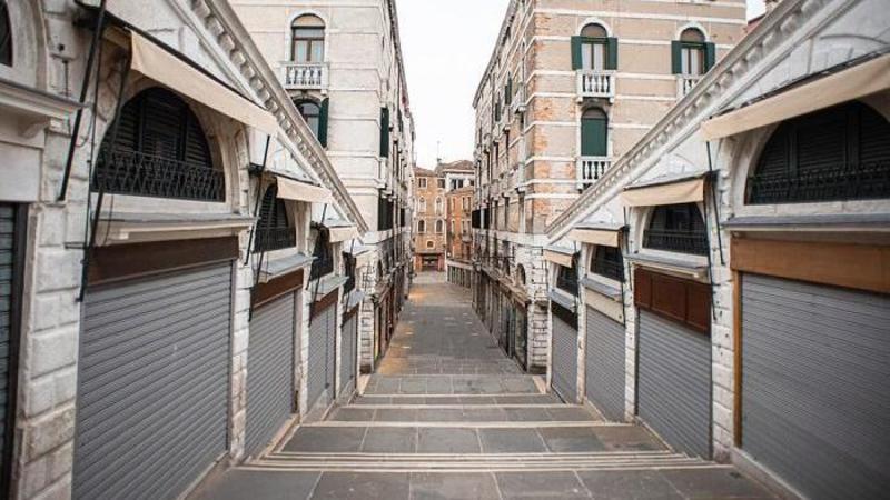 Città italiane a rischio desertificazione: in 12 anni persi 140mila negozi