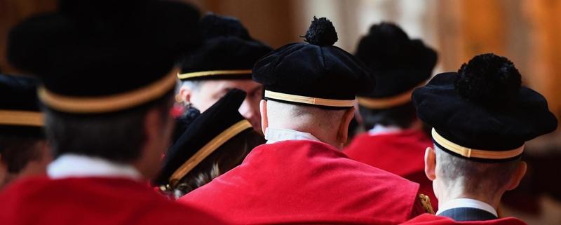 L’Italia è bloccata dalle toghe