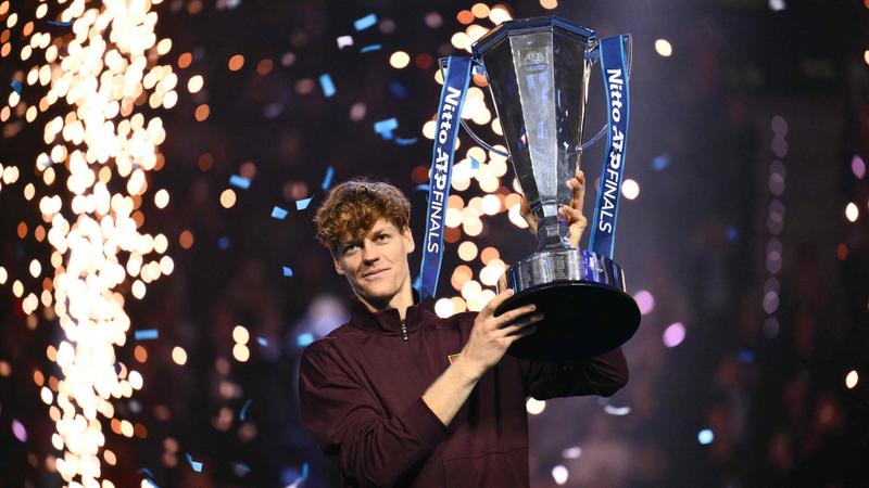 Sinner, colpo da Maestro: batte Alcaraz ed è campione alle Atp Finals