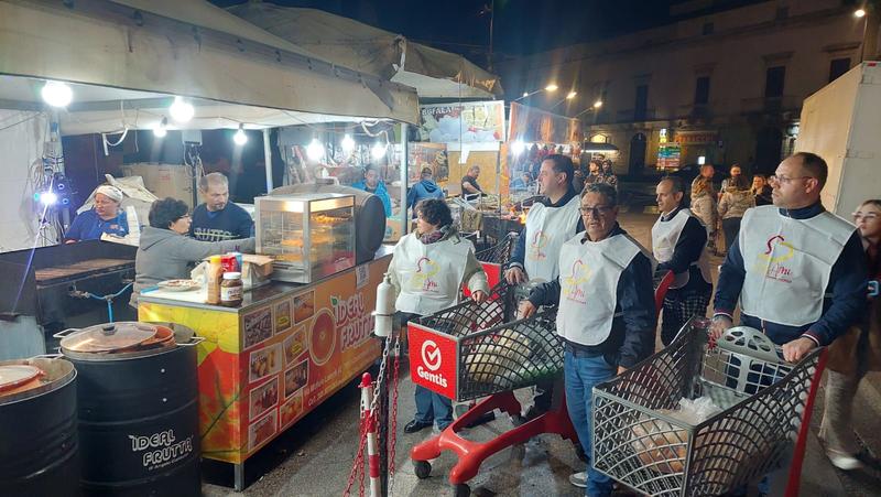 Sagra cardoncello, raccolta “Zero sprechi” con l’Emporio Legàmi Sagra cardoncello, raccolta “Zero sprechi” con l’Emporio Legàmi