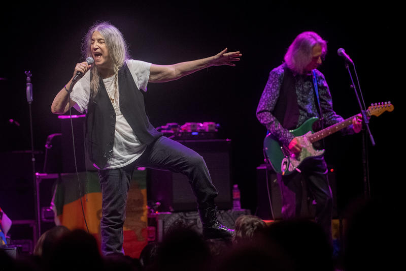 50 years after debut, rock iconoclast plays electrifying SF show