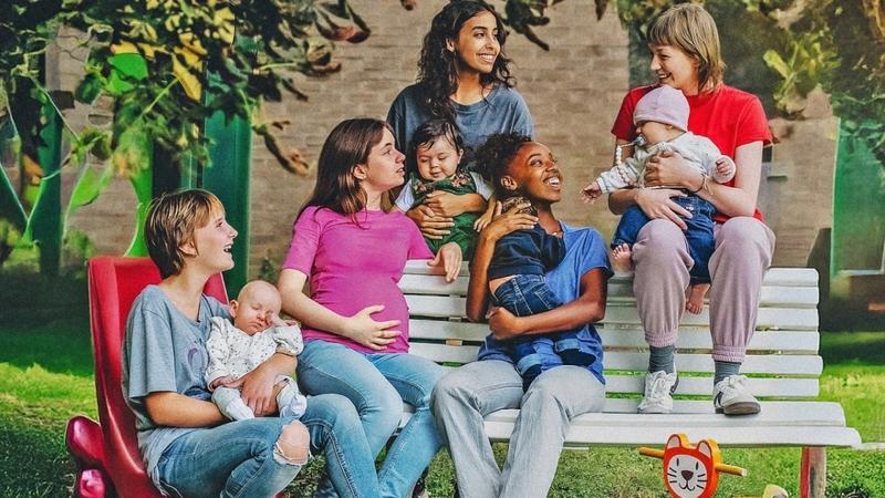 La pagella del Mereghetti: Cinque ragazze alla ricerca di un futuro per i loro piccoli (voto 8½)