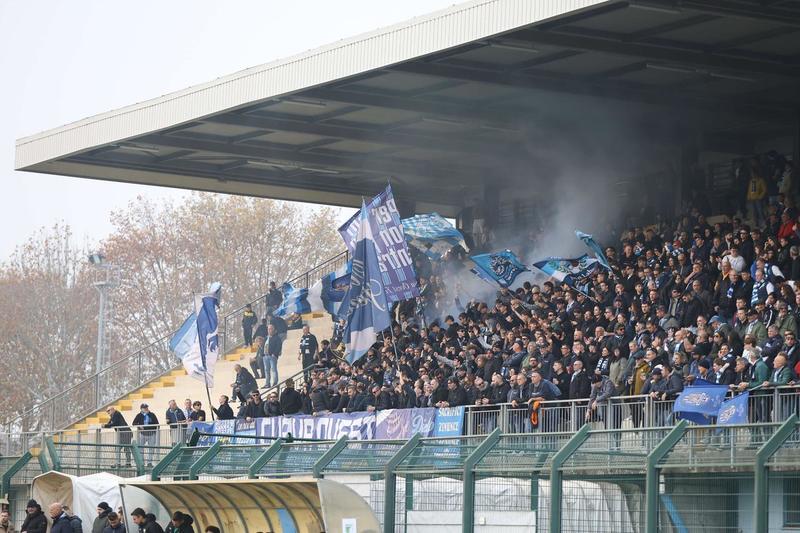 Ars et Labor, l’abito da professionista non ti sta. Crisi su tutti i fronti