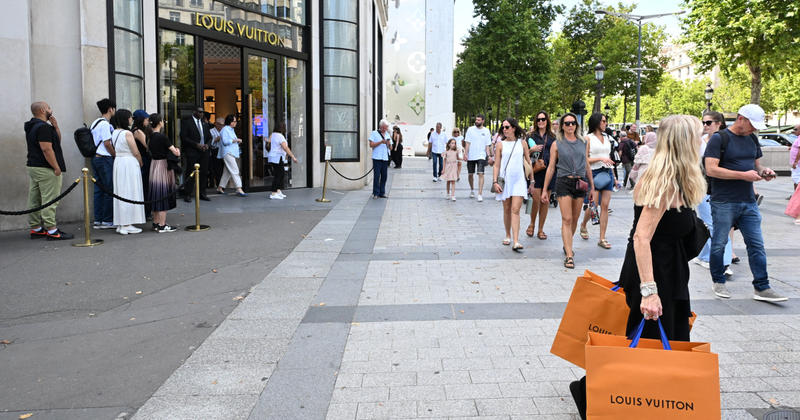 Patrimoine financier : les riches creusent encore l’écart, en 3 graphiques