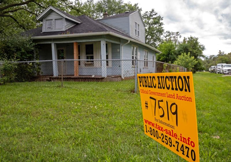 Forbes Daily: U.S. Home Foreclosures Climb For Eight Months In A Row