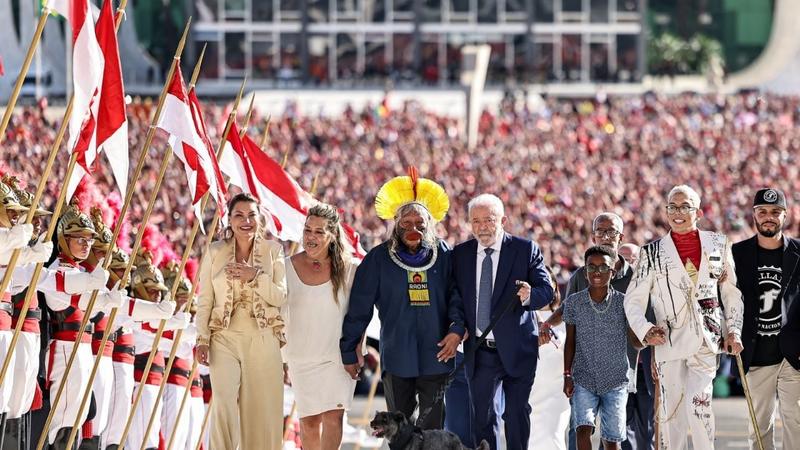 A nova democratização do Brasil