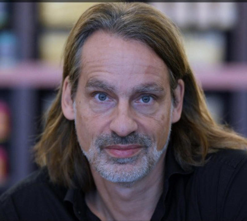 Sistemin sınırlarını zorlayan filozof