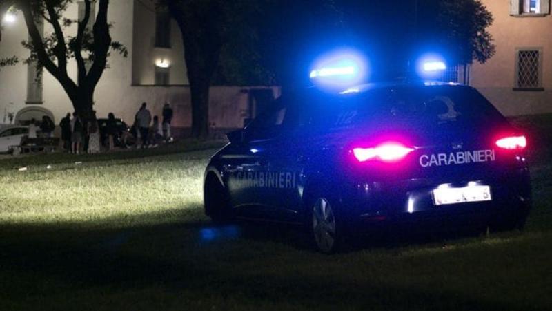 Tre 15enni picchiati e rapinati in Città Alta: arrestato un giovane