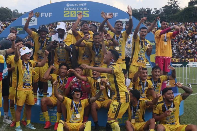 ¡Trujillanos vuelve a la cima! Los Guerreros de la Montaña son campeones de la Liga FUTVE 2 y regresan a primera división ¡Trujillanos vuelve a la cima! Los Guerreros de la Montaña son campeones de la Liga FUTVE 2 y regresan a primera división