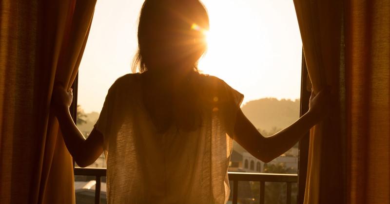 Low Mood and Negative Thoughts Amplify Pain in The Brain