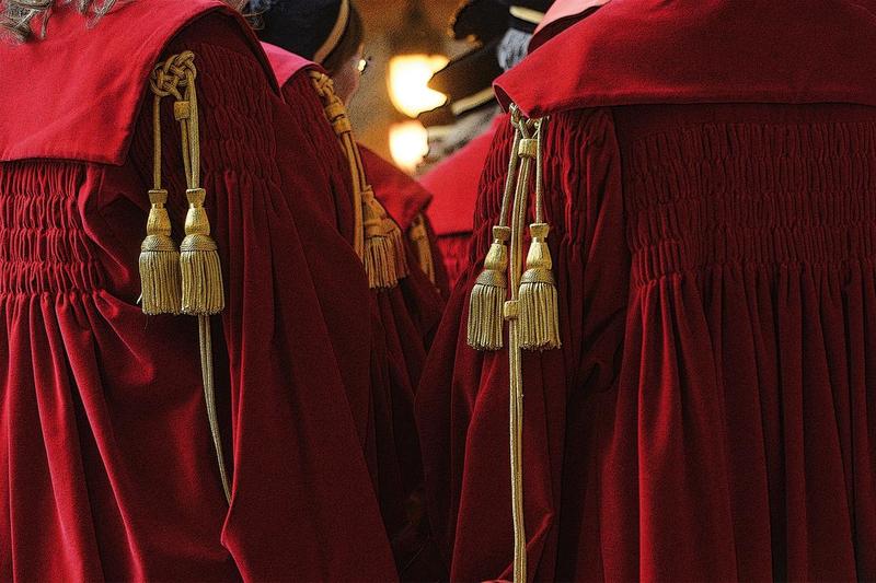 Intercettazioni, il “filtro” dei gip non esiste: richieste dei pm accolte nel 94% dei casi