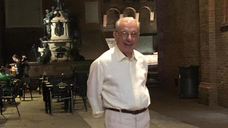 Ciclista investito e ucciso. Donazioni nel nome di Pausini: 