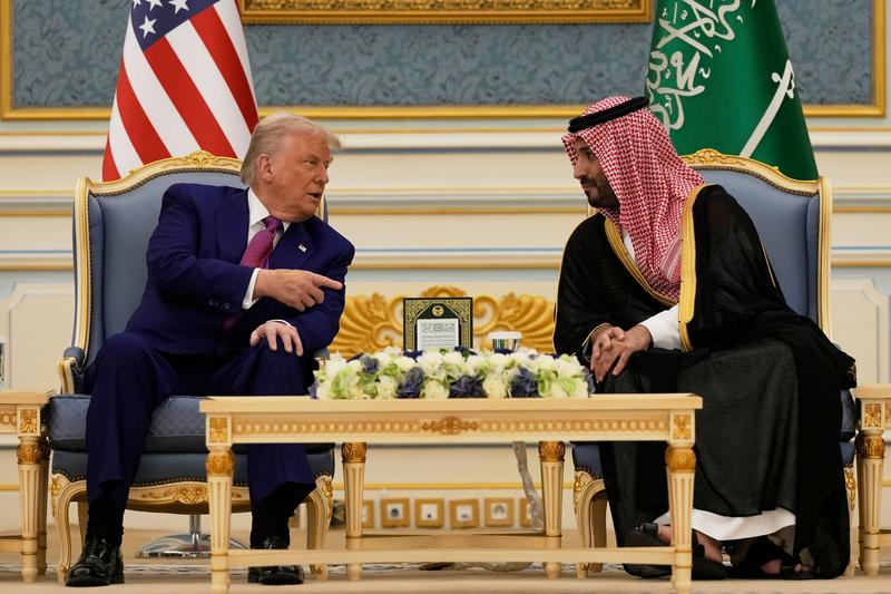 Trump to welcome Saudi’s MBS with offer of F-35s, while urging Israel normalization