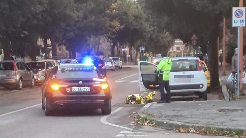 Accusa un malore mentre è al volante: muore a 45 anni