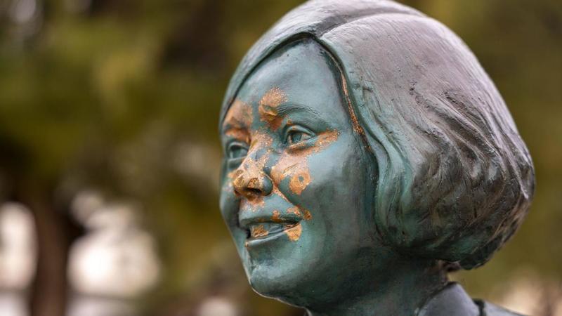 Kale Borroka en El Molinar: reventando a Aurora Picornell Kale Borroka en El Molinar: reventando a Aurora Picornell