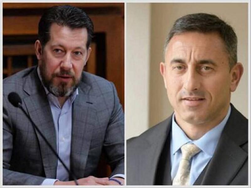 Румен Спецов освободи Евгени Маняхин от лидерския пост - вижте кои влязоха току-що в бургаската рафинерия (ОБНОВЯВА СЕ)