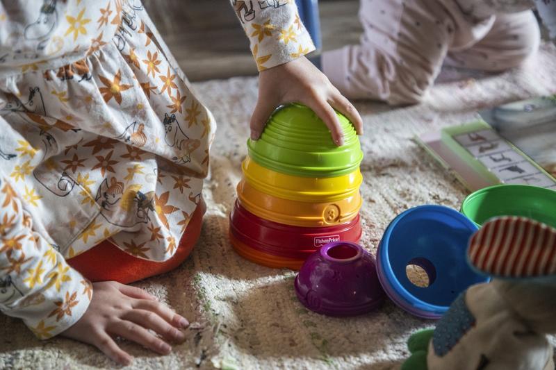 Yhteiskunta | Lukijalta: Hallituksen esitys kotihoidon tuesta uhkaa lapsiperheitä