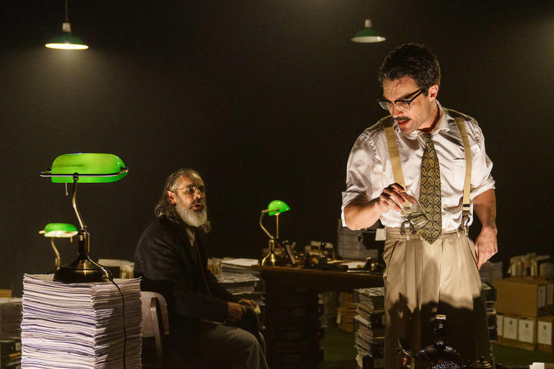 'Novas Diretrizes em Tempos de Paz' retorna ao palco em montagem singular