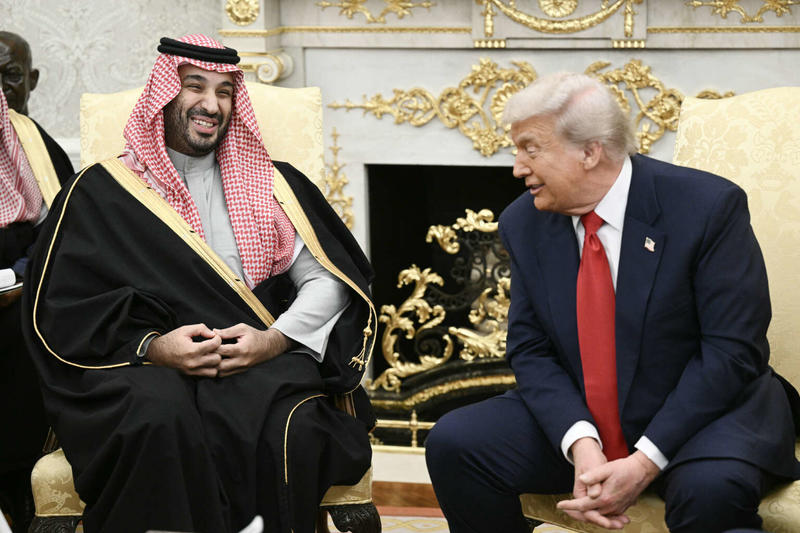 Saudi Prince Set to Visit White House as Trump Promises Sale of Fighter Jets