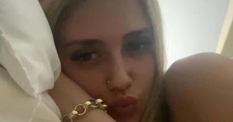 Father battled to save teenager after she accidentally overdosed on drugs in bedroom Father battled to save teenager after she accidentally overdosed on drugs in bedroom