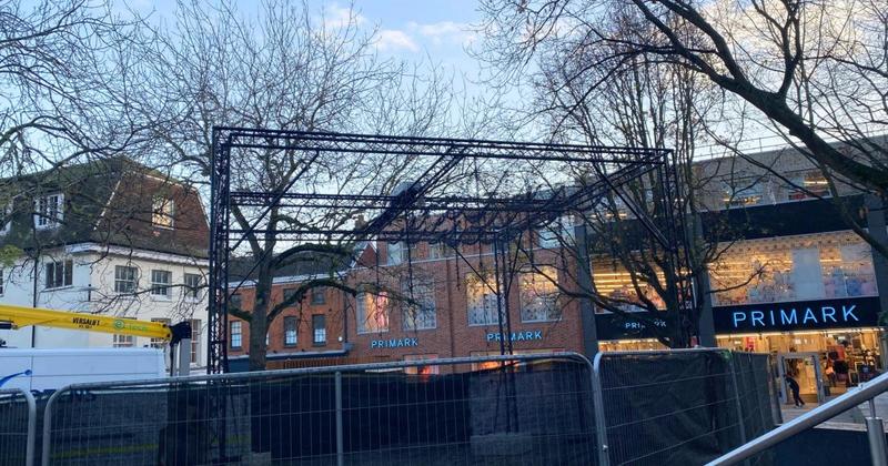 Construction begins on festive 'cube' ahead of switch-on event Construction begins on festive 'cube' ahead of switch-on event