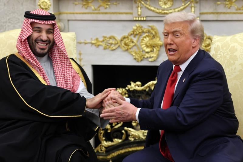 Trump, Mohammed bin Salman Dismiss Khashoggi Questions to Focus on Investment