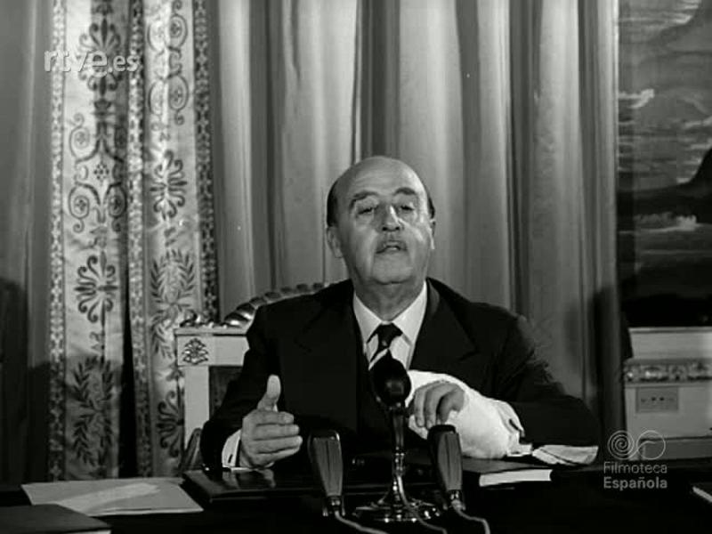 La oratoria monótona del dictador: así construyó Franco un autoritarismo sin carisma