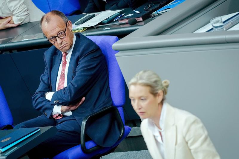 Modell Meloni: Alice Weidel sieht ihre Chance, Friedrich Merz abzulösen