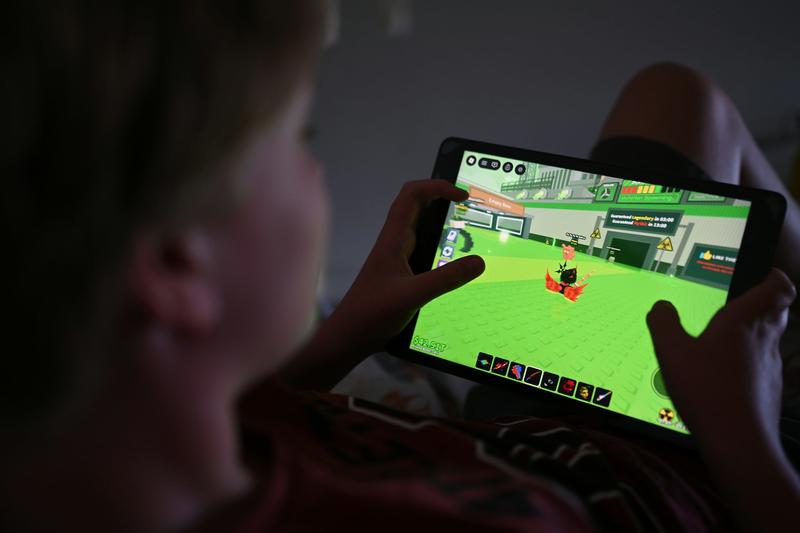 Roblox set to start checking people’s ages. But it will need to do more to keep kids safe