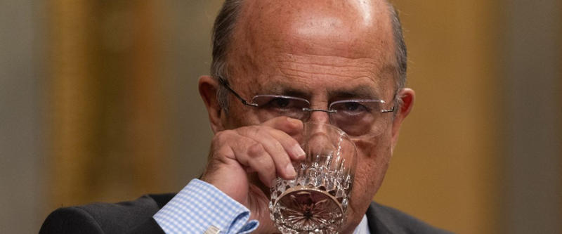 Gil Lázaro, de fontanero del Congreso a muleta de Mazón