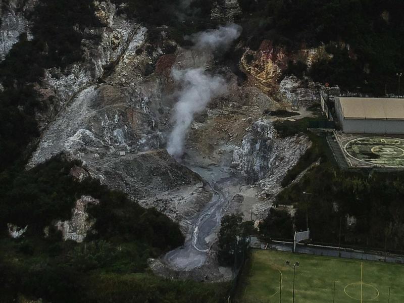 Campi Flegrei, rischio eruzioni freatiche. Il presidente di Ingv: Â«Stare attenti a ogni segnaleÂ»