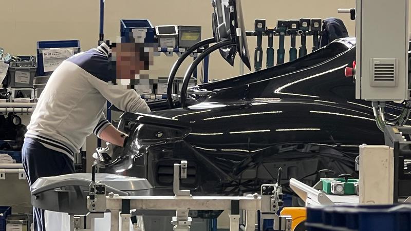 Licenziato dalla Maserati. Otto chili di droga in casa: 