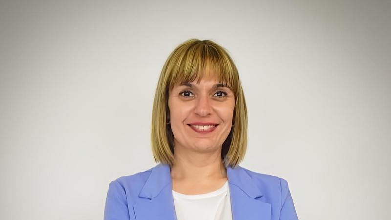 Donne come ‘bambole sexy’: 