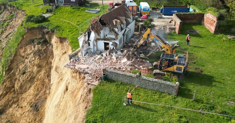 Council denies coastal erosion staff are 'taking sick leave due to stress'