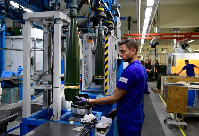 Die große Illusion: Wie Aufrüstung Deutschlands Deindustrialisierung beschleunigt