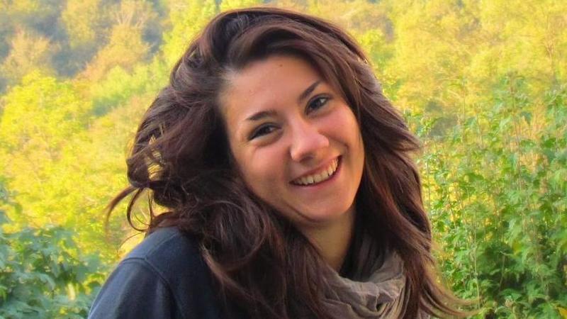 Ilaria Parimbelli, la 26enne di Dalmine stroncata da un’encefalite. Gli esperti: “Servivano accertamenti”