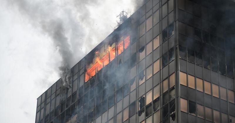 Maloljetnik se sam javio policiji: 'Htjeli smo doći do vrha nebodera, onda je netko počeo paliti kartone'