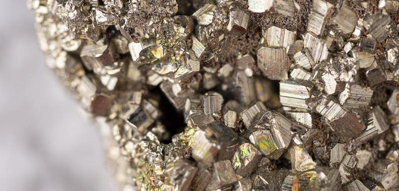 Baterias chumbo-ácidas x íons de lítio: derrubando mitos