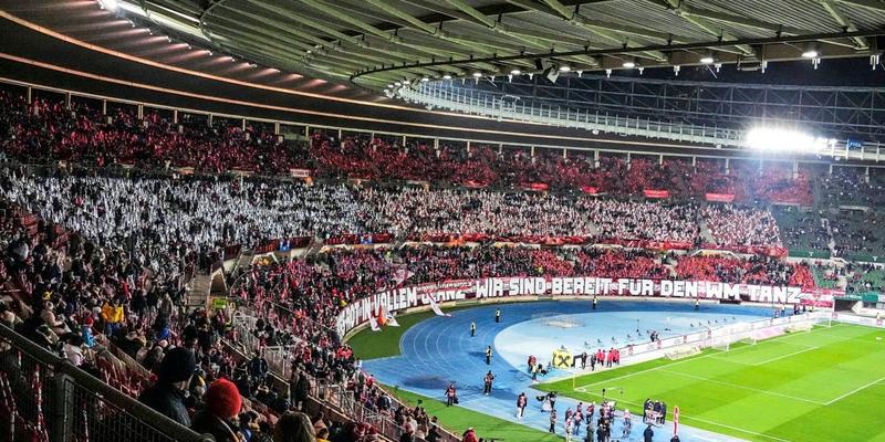 Disqualifizierung bei der WM-Qualifikation: Dumpfer Rassismus auf den Rängen