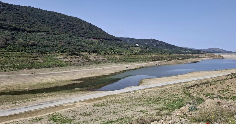 Κλείνει για 15 ημέρες το φράγμα Αποσελέμη