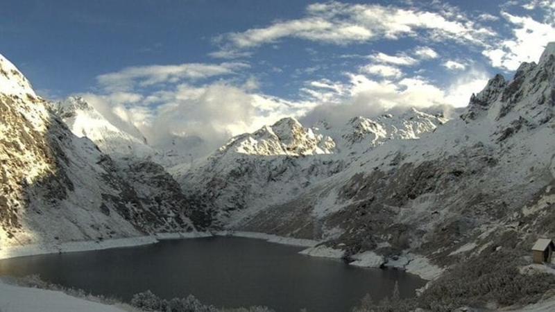 Val Seriana, è arrivata la neve. Giorni di freddo in Bergamasca - Foto e video Val Seriana, è arrivata la neve. Giorni di freddo in Bergamasca - Foto e video