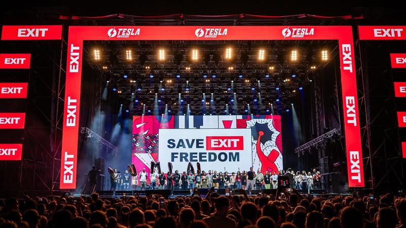 Bendovi zovu da glasate za Exit: Vlast pokušala da ga utiša, a sada je nominovan za najbolji evropski festival Bendovi zovu da glasate za Exit: Vlast pokušala da ga utiša, a sada je nominovan za najbolji evropski festival