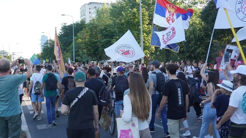 „Napadači su sklapali sporazume sa tužilaštvom, a tužilac gostuje na Informeru“: Studentkinja koja je napadnuta ispred FDU-a za Danas „Napadači su sklapali sporazume sa tužilaštvom, a tužilac gostuje na Informeru“: Studentkinja koja je napadnuta ispred FDU-a za Danas